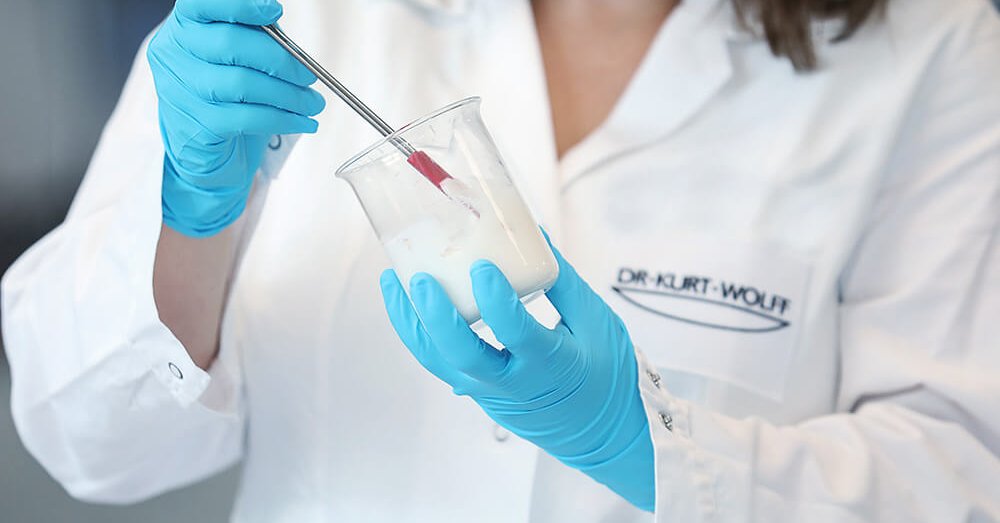 Healthy gums with hydroxyapatite toothpaste Bioniq